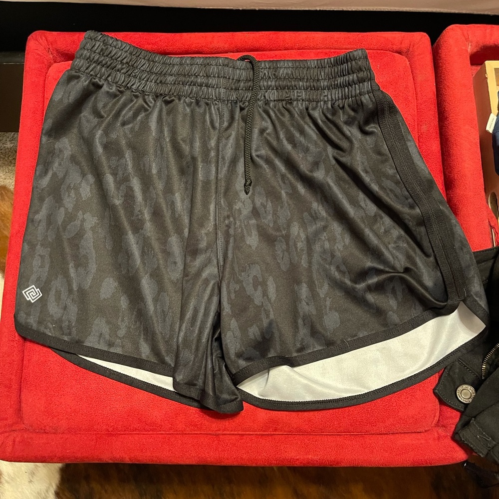 Zelos 3” women’s shorts